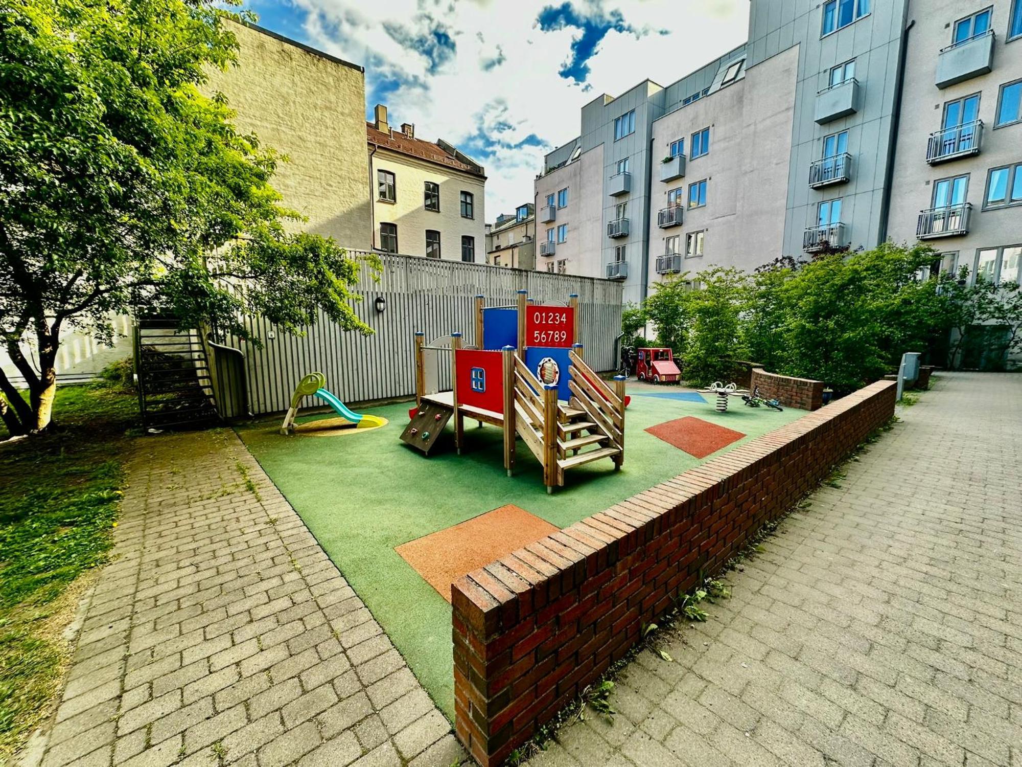 With 2 Balconies